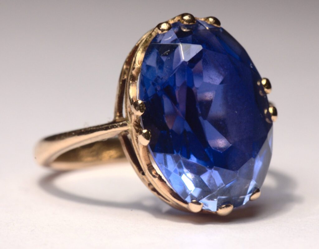 Sapphire ring