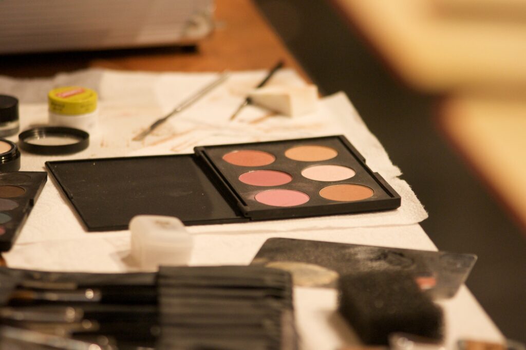 make up 1